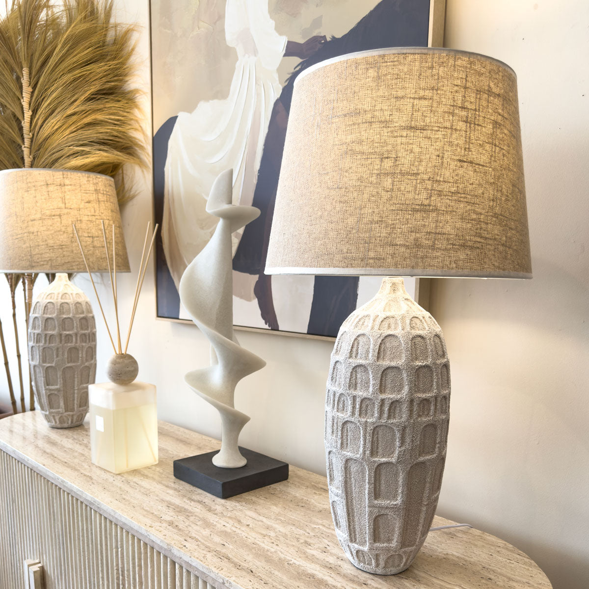 Ivory Arch Pattern Table Lamp