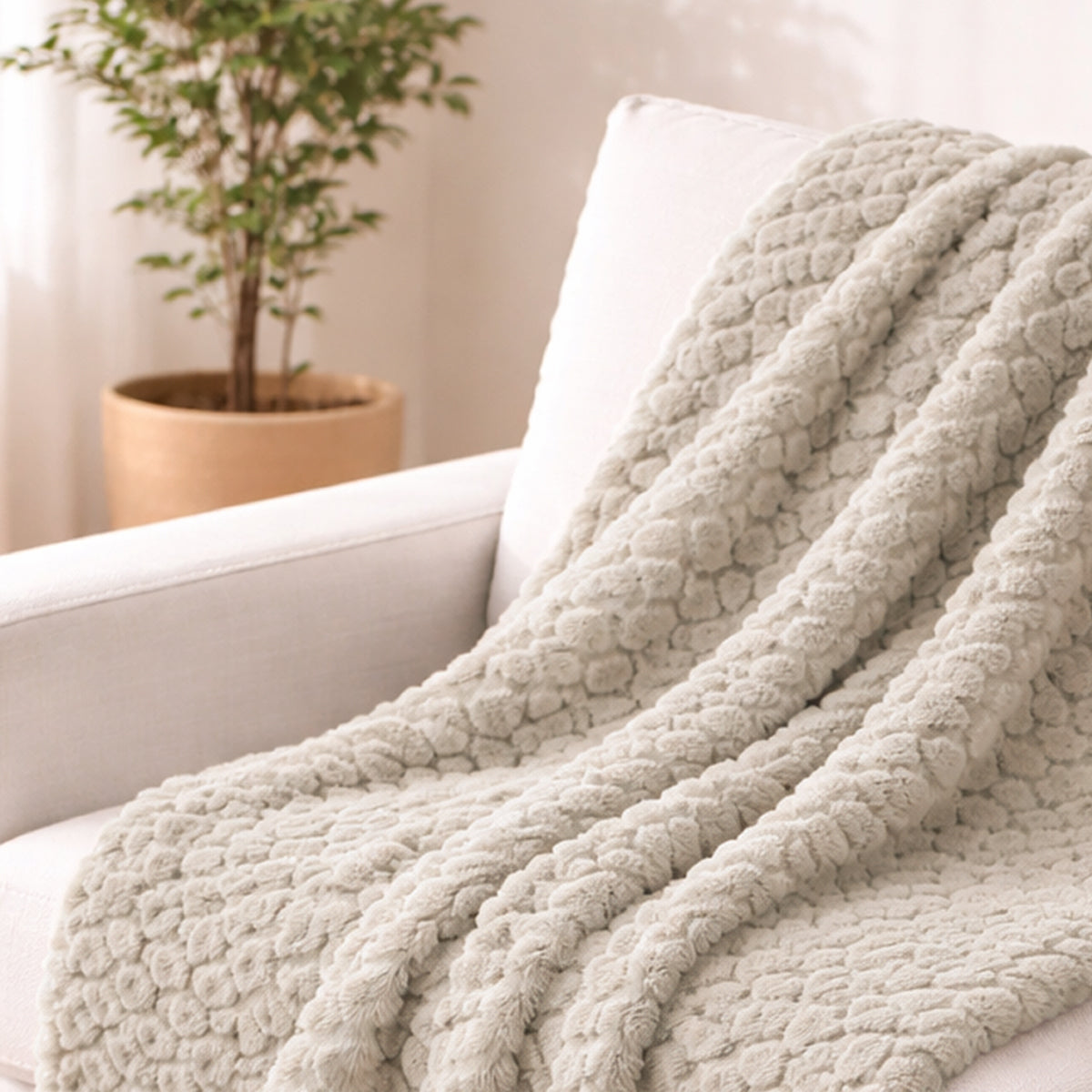Taupe Pebble Cut Faux Fur Throw - 150x200cm