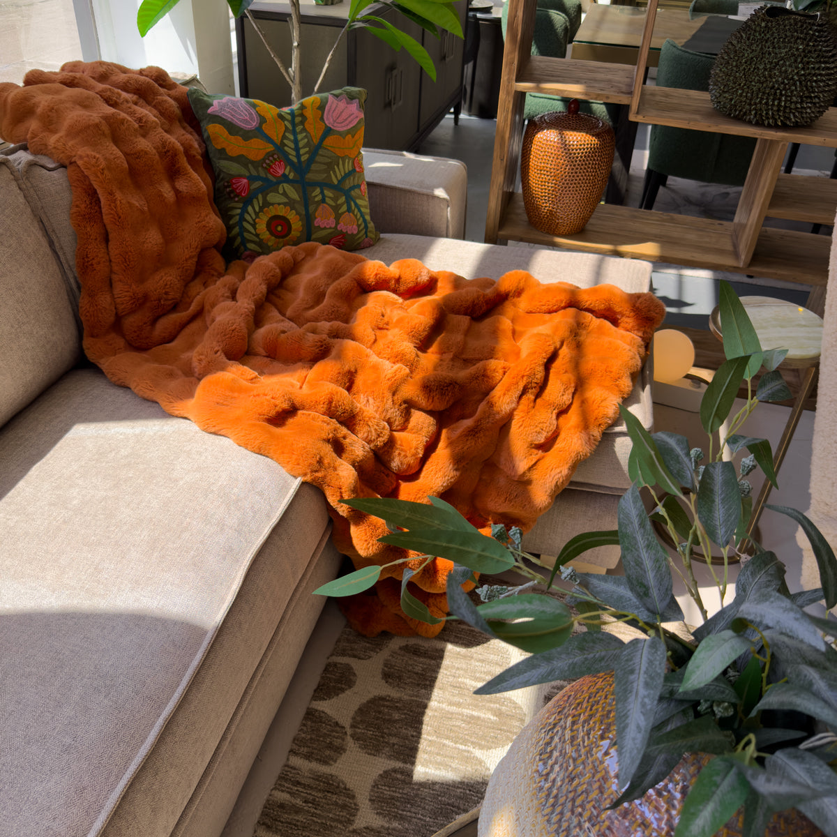 Luxe Wavy Orange Fur Throw - 150x200cm